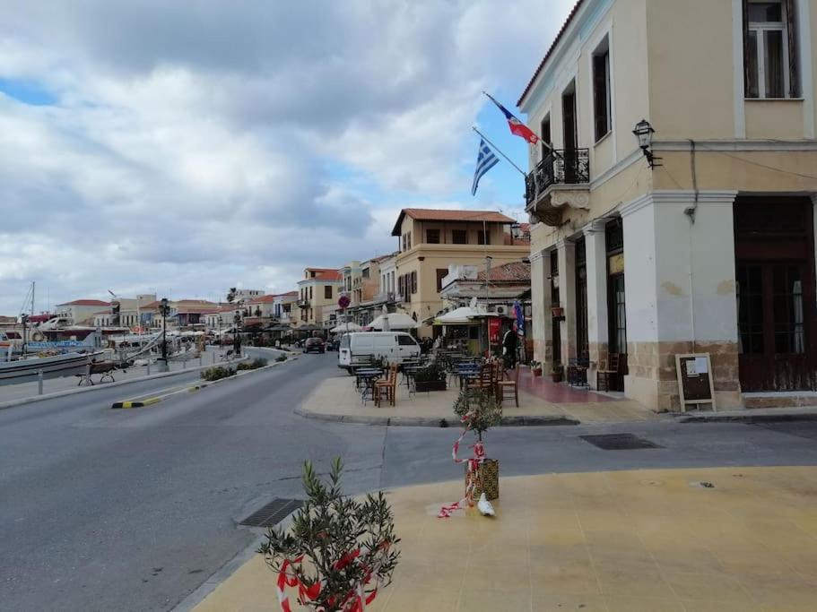 Aegina Port Apt 2-Διαμέρισμα Στο Λιμάνι Της Αίγινας 2 Exterior photo